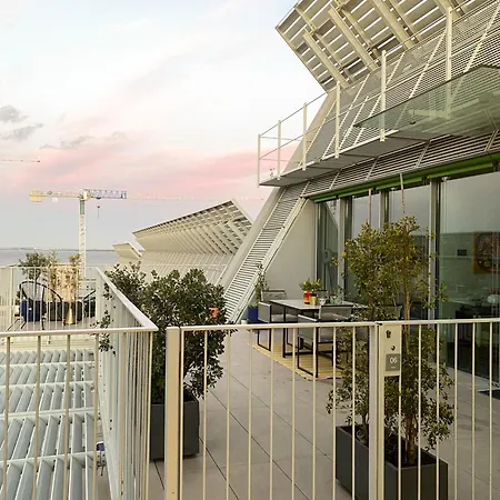 Penthouse With Stunning River Views Apartment Lissabon