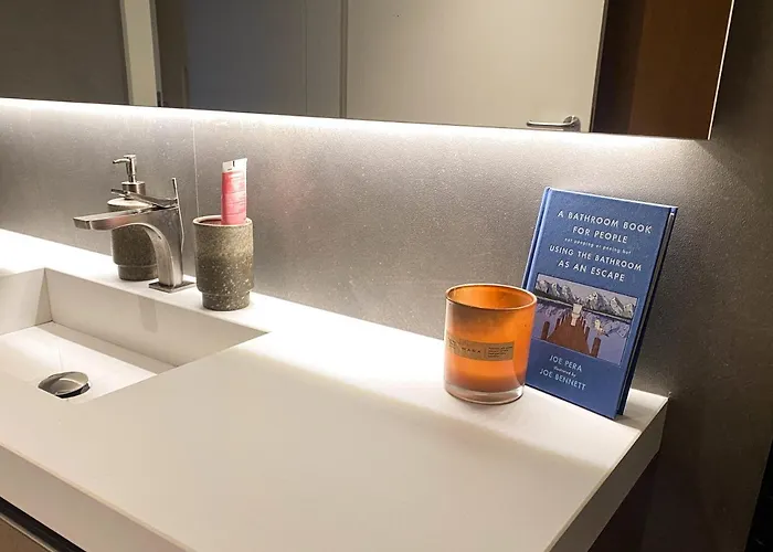 Penthouse With Stunning River Views